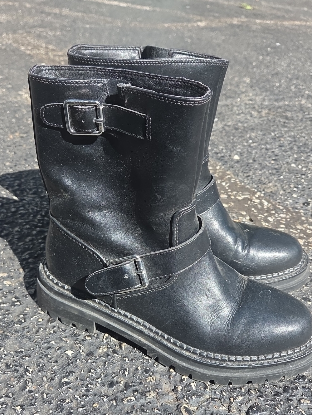Black Leather Women's Buckle Boots